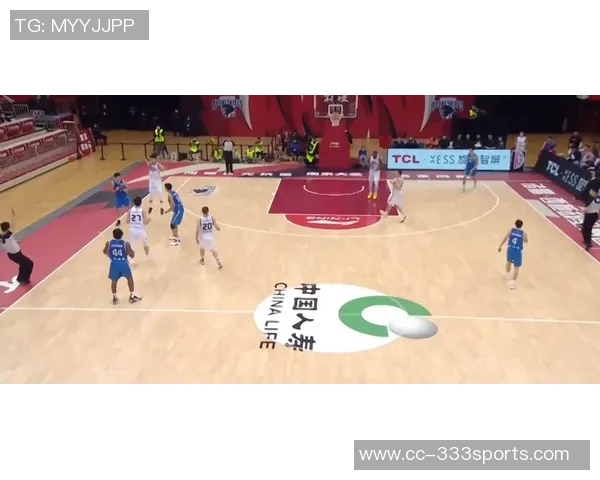 汪士钦本届表现起伏不定失误导致丢球却在对阵韩国U22中全场拼搏